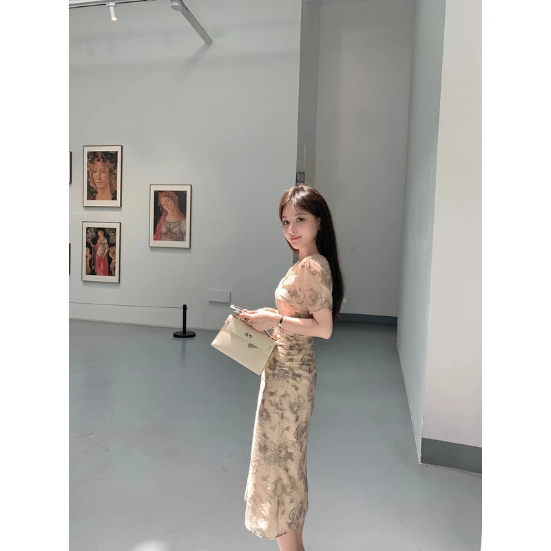 现货 豆豆早安 枯叶玫瑰复古法式连衣裙女夏新气质国风小个子长裙