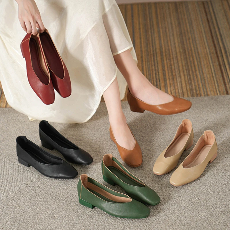 软底舒适浅口单鞋女新款透气低跟不累脚百搭方头通勤工作鞋奶奶鞋