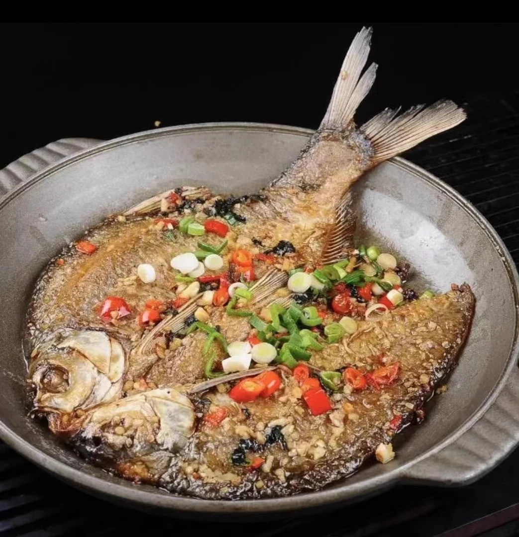 农家特产风干武昌鱼腌制晾晒鳊鱼干咸鱼干淡水河鱼干日晒腊鱼腊味