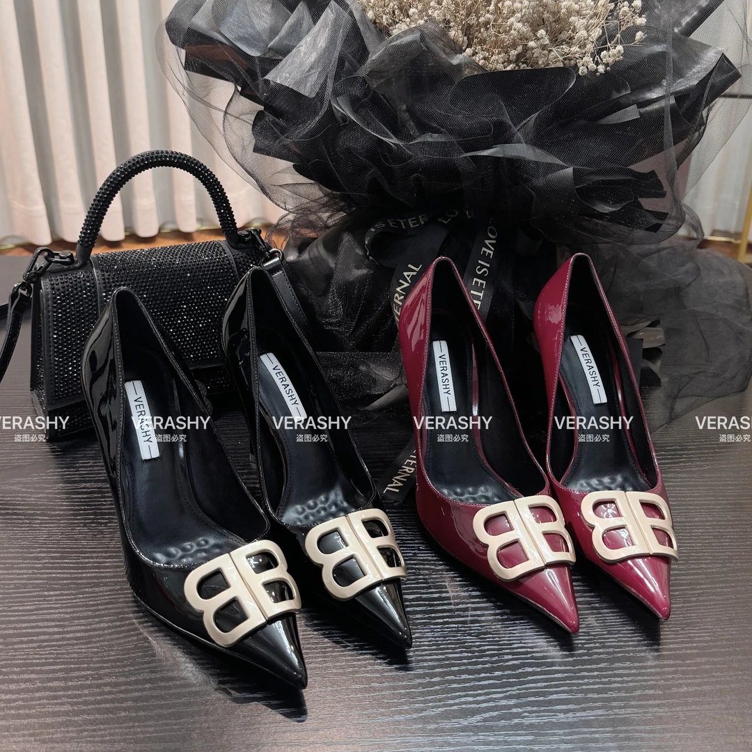 【VERSHY】 升级鞋楦 黑金双B金属扣 25年秋款时尚细跟尖头高跟鞋