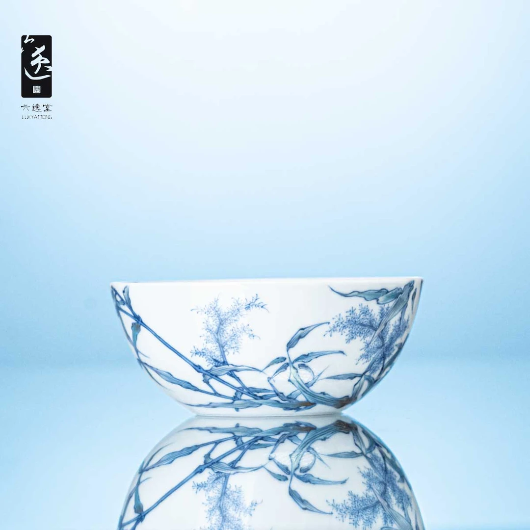 六逸堂青花斗彩内画单翠品茗杯口径9.2高3.9满容140毫升