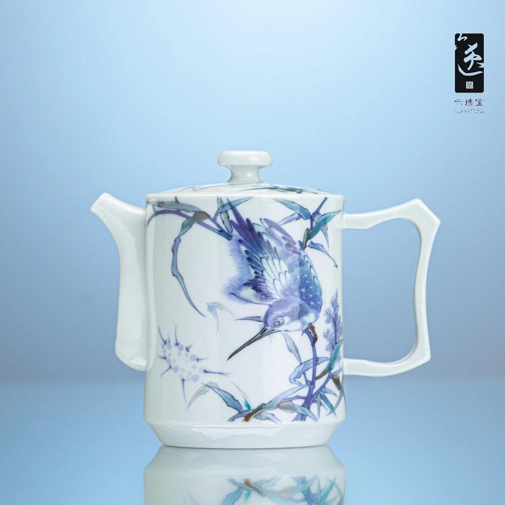 六逸堂青花斗彩单翠竹节壶口径6高9满容150毫升