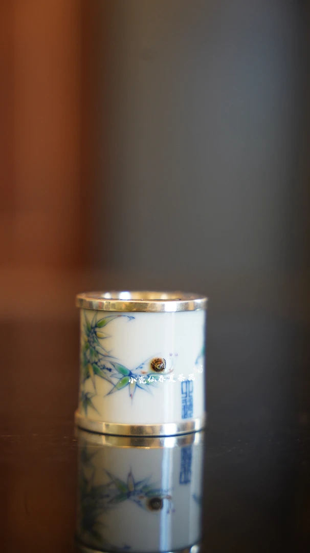 六逸堂青花斗彩节节高升时来运转盖置
