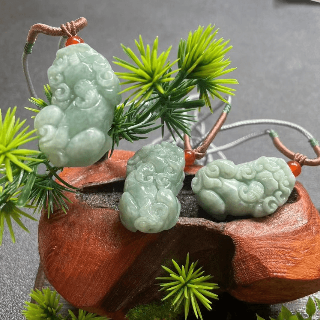 天然缅甸A货翡翠 雕刻精美貔貅（多样性发其一）GS669