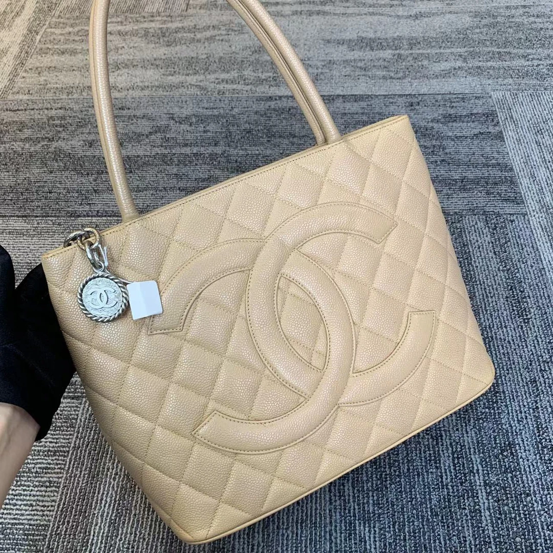 95新 Chanel/香奈儿 拉瑞苏MF/香奈儿奶茶色希尔顿单肩包/6385330