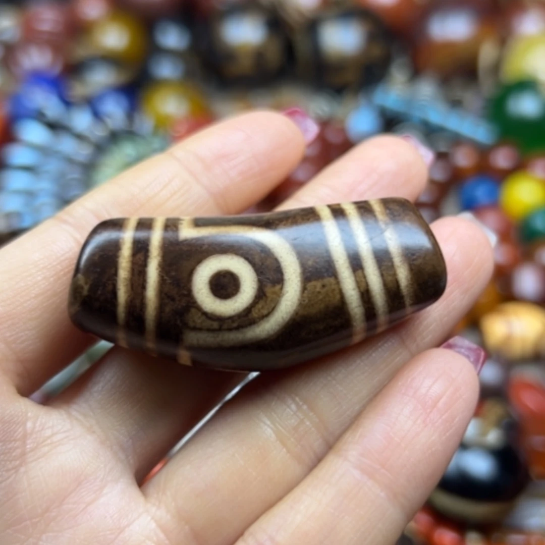 【闪购商品】玛瑙/玉髓颈饰未镶嵌隆****士