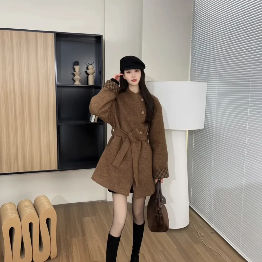 冬日暖阳加厚加棉ins毛呢外套高级设计感圈圈绒短款大衣女10085