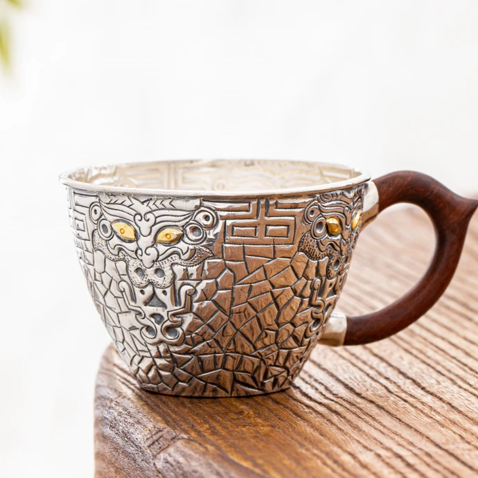 蜂鸟工坊纯手工冰裂纹瑞兽银杯茶杯主人杯茶具MJYXA2062