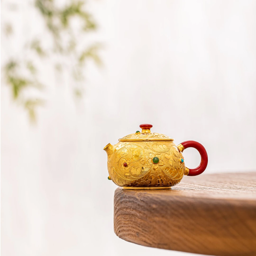 蜂鸟工坊 名匠优选 漆把漆钮缠枝莲镀金小小壶 MJYXA1307
