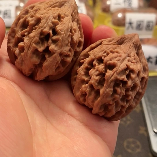 【闪购商品】文玩核桃吊坠大沽石