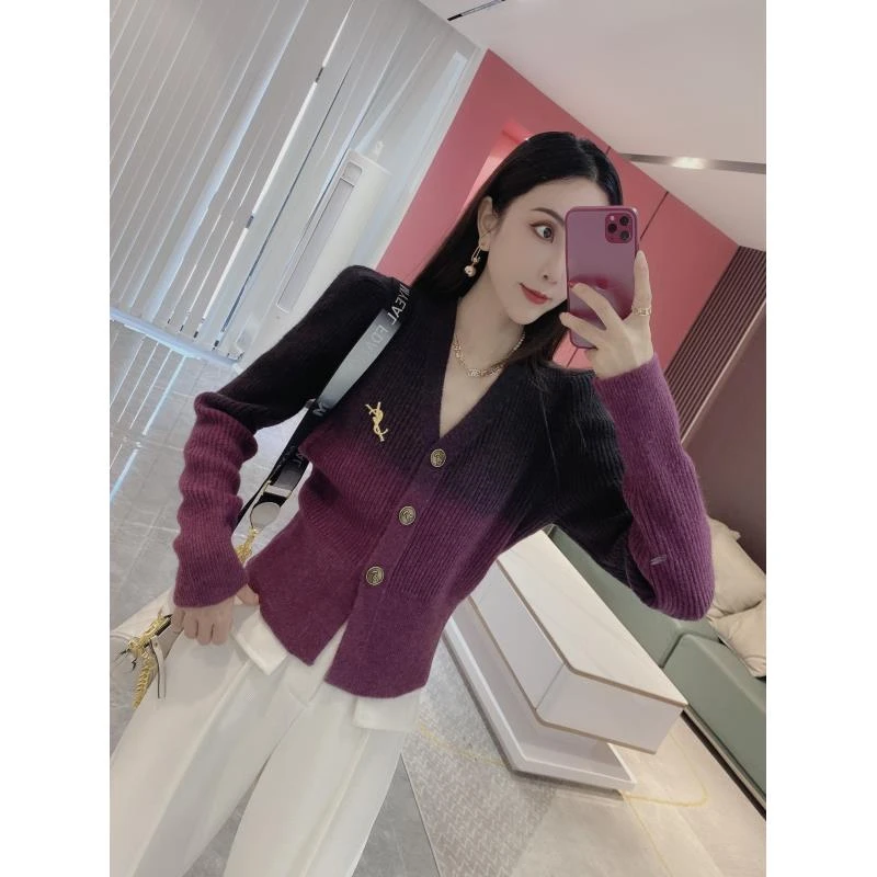 【橦颜推荐】渐变拼色毛衣V领毛衣（XZ）932535（11.5）