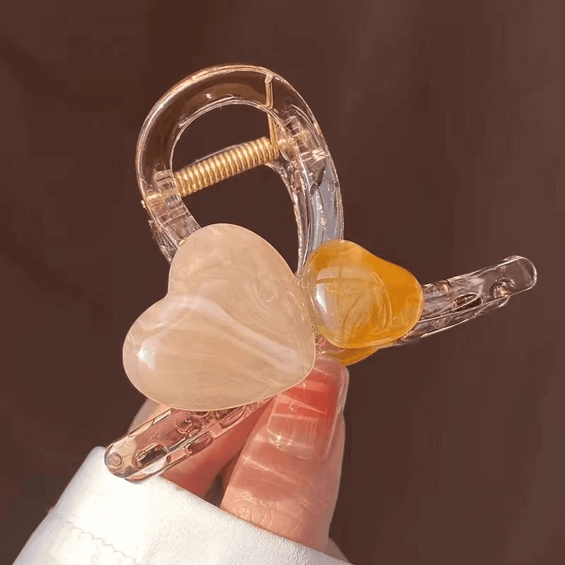 3.99爱心果冻色发夹2个