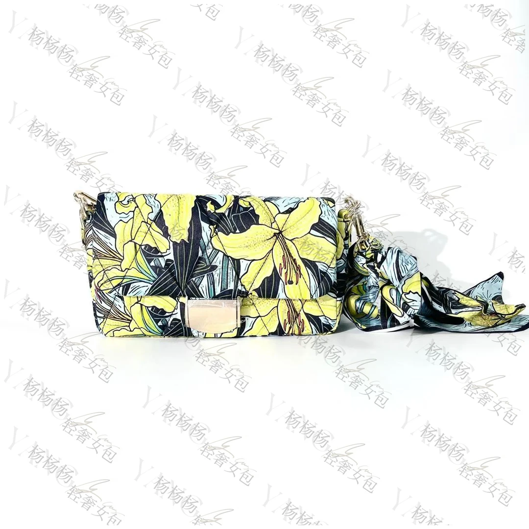 CHARLES&KEITH 51210035蓝色S女士单肩手提包-杨灬