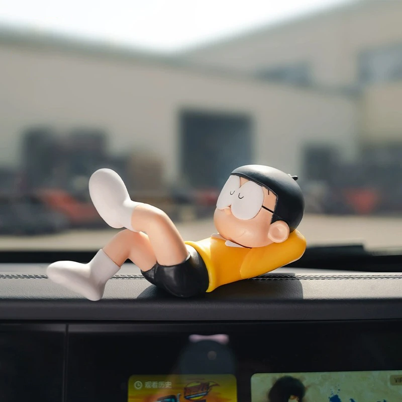 可爱睡觉大雄汽车摆件创意卡通小公仔中控台车载车内装饰品高档