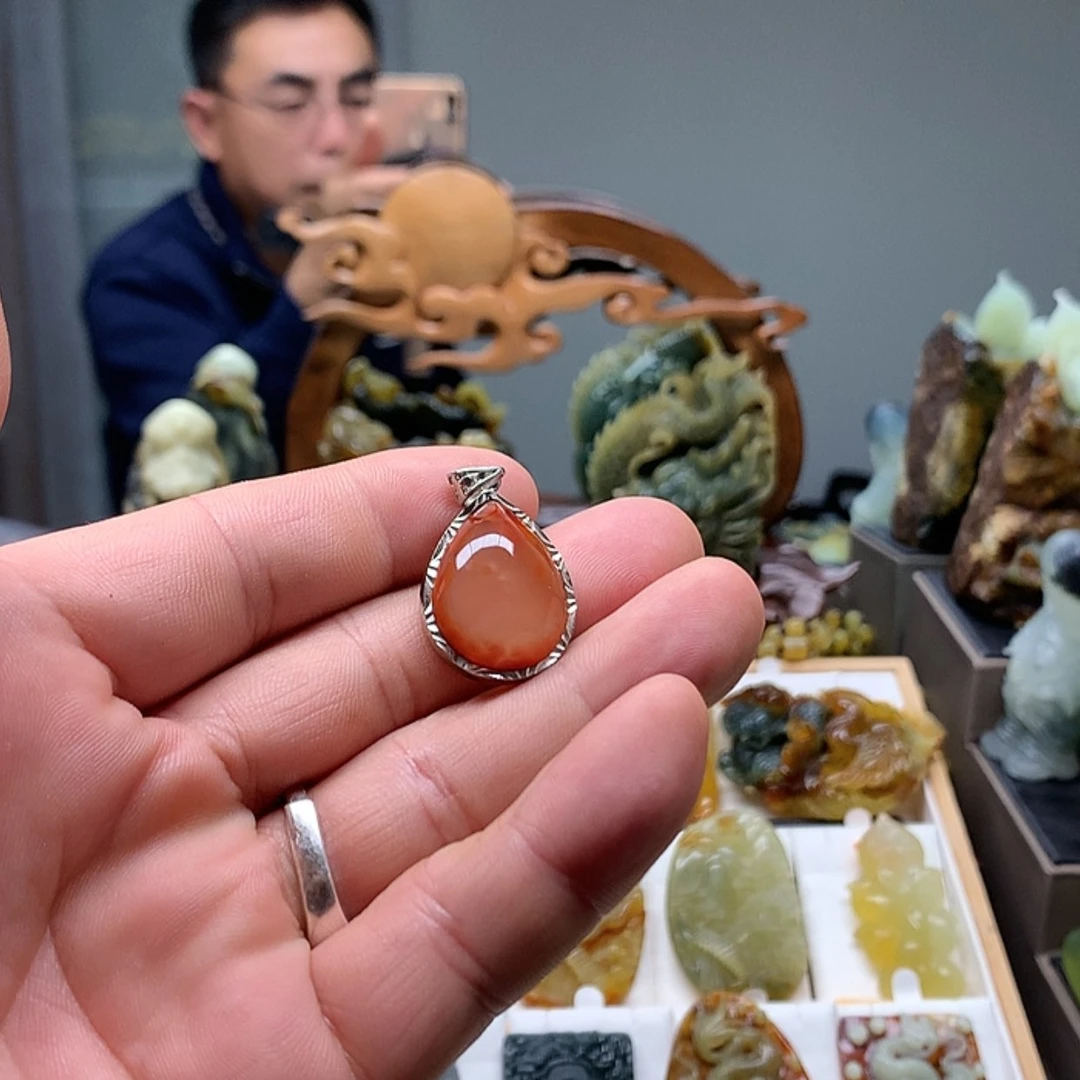 【闪购商品】南红玛瑙颈饰未镶嵌