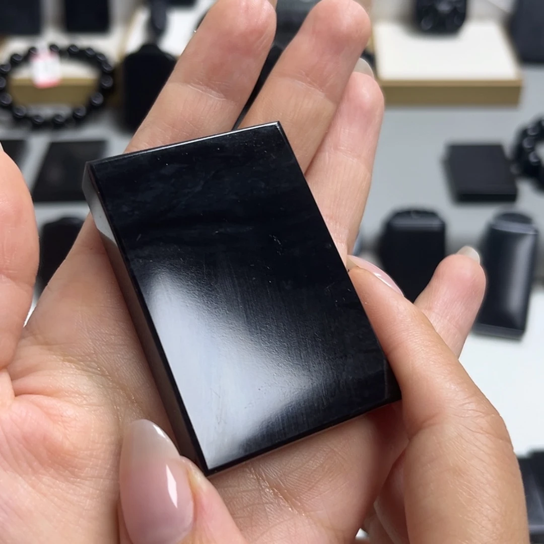 【闪购商品】和田玉(墨玉)4×6聚墨青花钢板79克左右未镶嵌