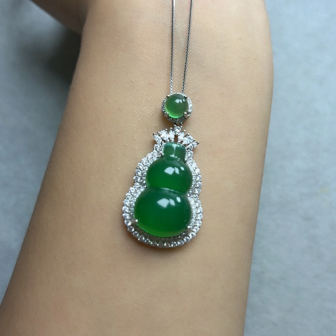 绿色银s925玛瑙玉髓葫芦吊坠