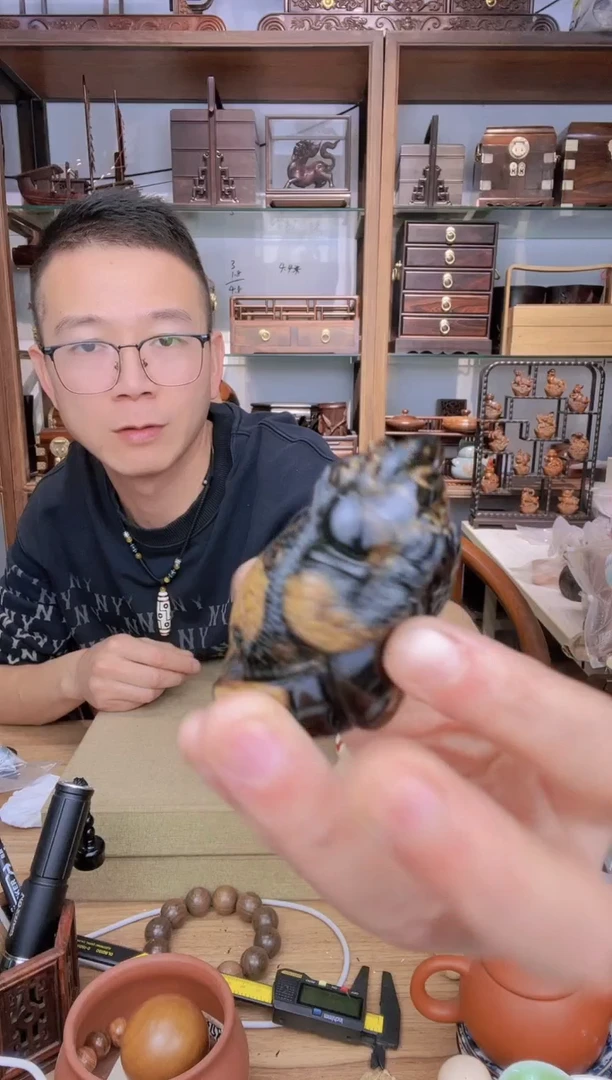 【闪购商品】乌木类书架005 小六金蟾70.6克