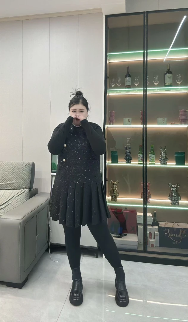 【胖媛媛】胖妹妹冬季背心裙星空气质蝴蝶结连衣裙洋气显瘦洋气爆款