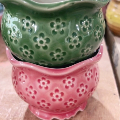 红陶20CM以下口径不清楚问客服谢谢