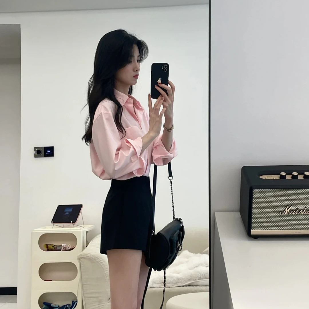 【奶芙蜜桃】夏季气质韩系粉色衬衫黑色高腰辣妹短裤两件套套装休闲