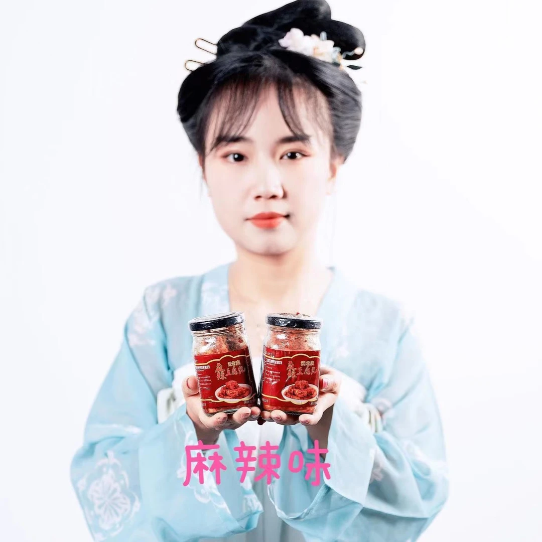 洲老表洲老表湖南手工制作麻辣味霉豆腐豆腐乳210g*2食用