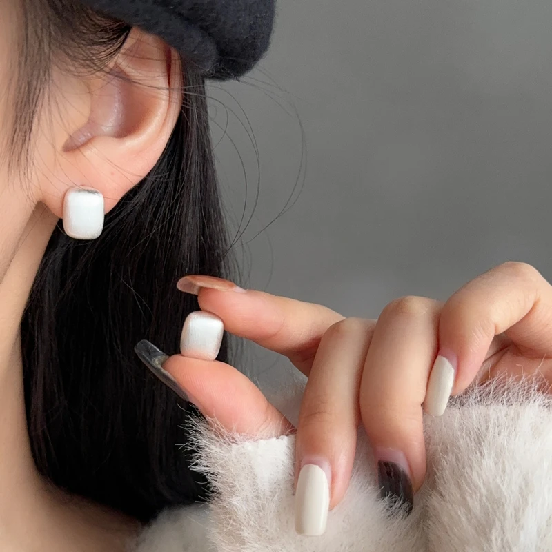 秋冬新品拉丝方块简约小众个性耳环E1229