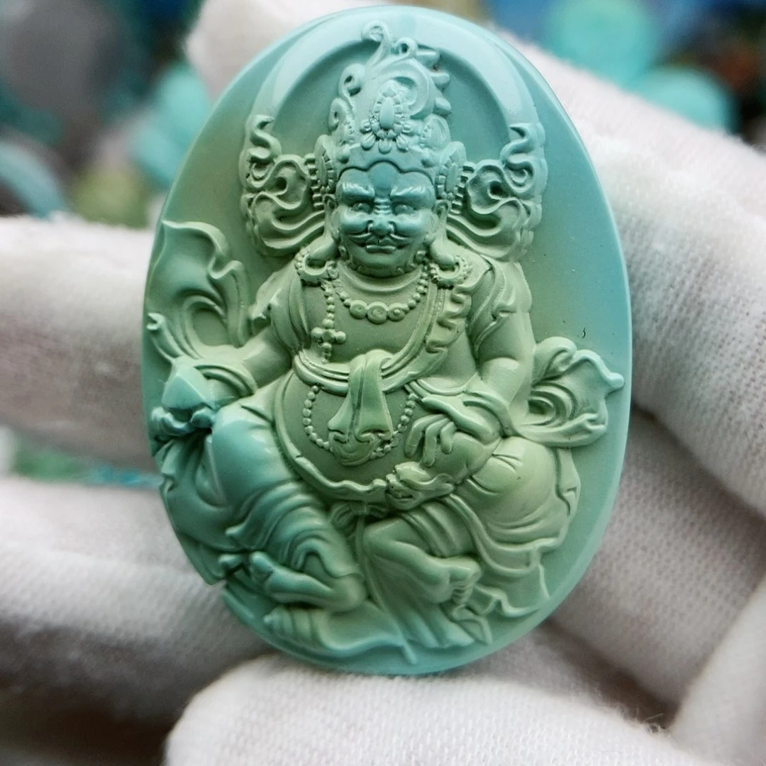 绿松石颈饰未镶嵌