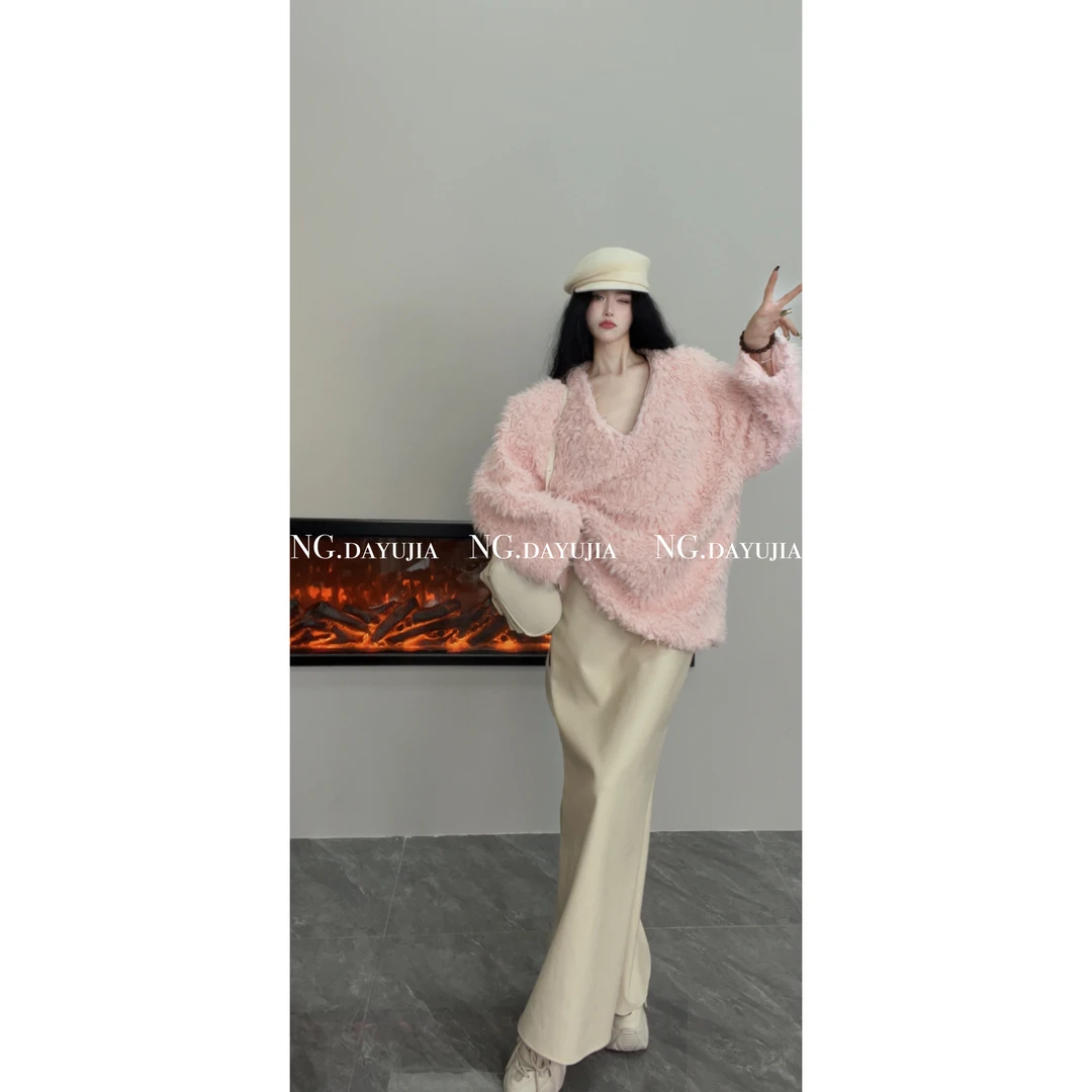 【NG DAYU】软糯到心底.自制粉色毛毛卫衣+米色鱼尾皮裙