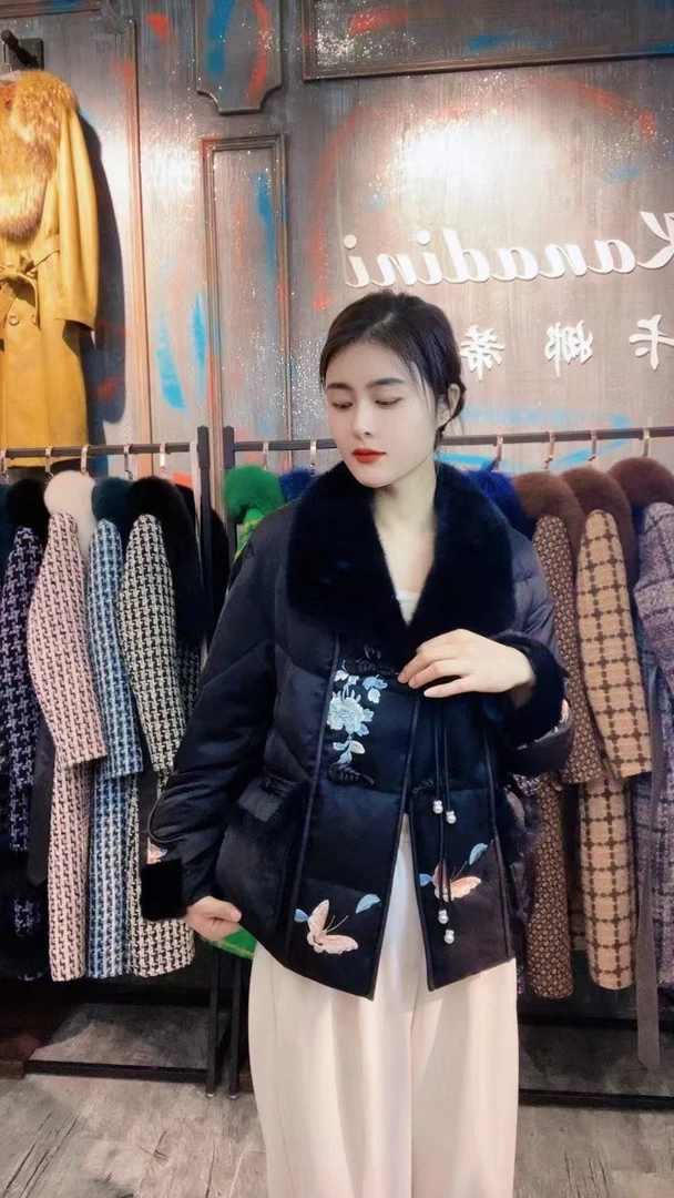 【佳佳服饰】306 新款休闲百搭秋冬国风系列短款外套秋冬厚外套