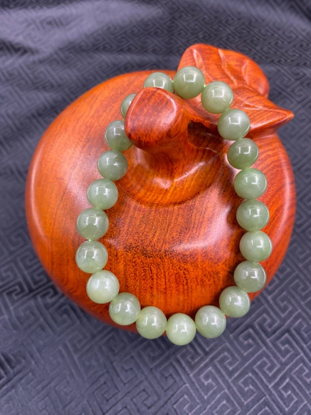 和田玉俄碧粉青女士手串卡9+单圈玉手串老型珠精美手工碧玉搭素圈