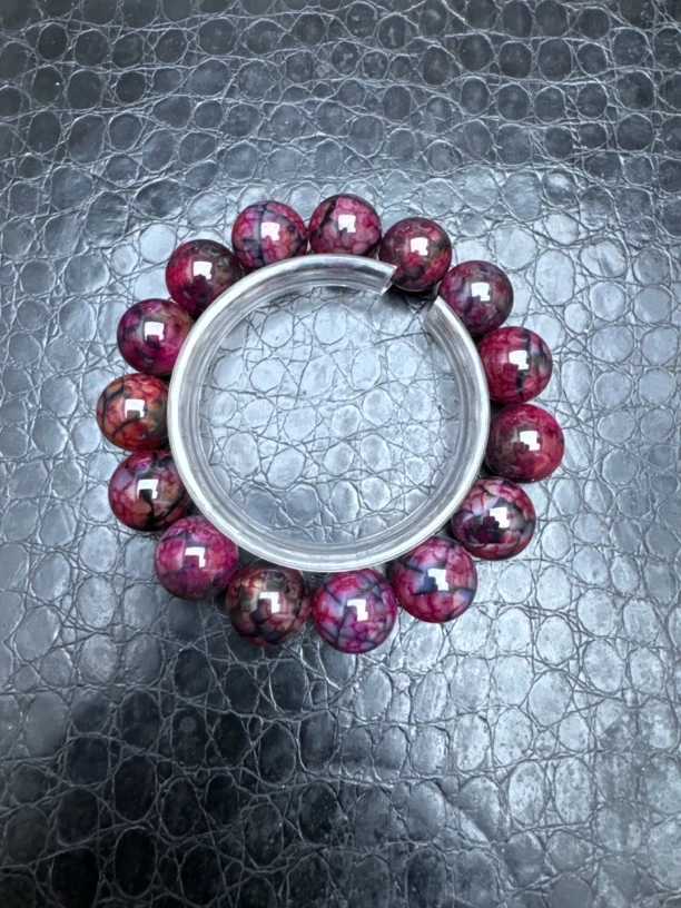 天然玛瑙时尚百搭鸡血石龙纹玛瑙手串（多样性拍一发一）