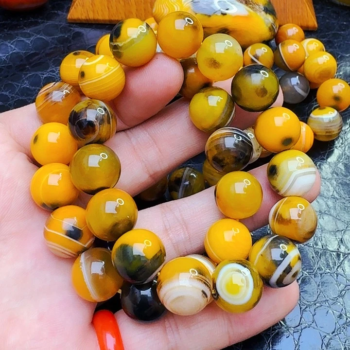 玛瑙手饰未镶嵌牛黄14