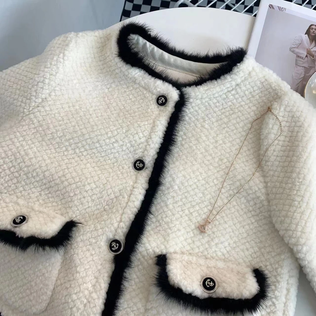 小静折扣~合金项链 E90002 小裙子项链   40+5cm延长链