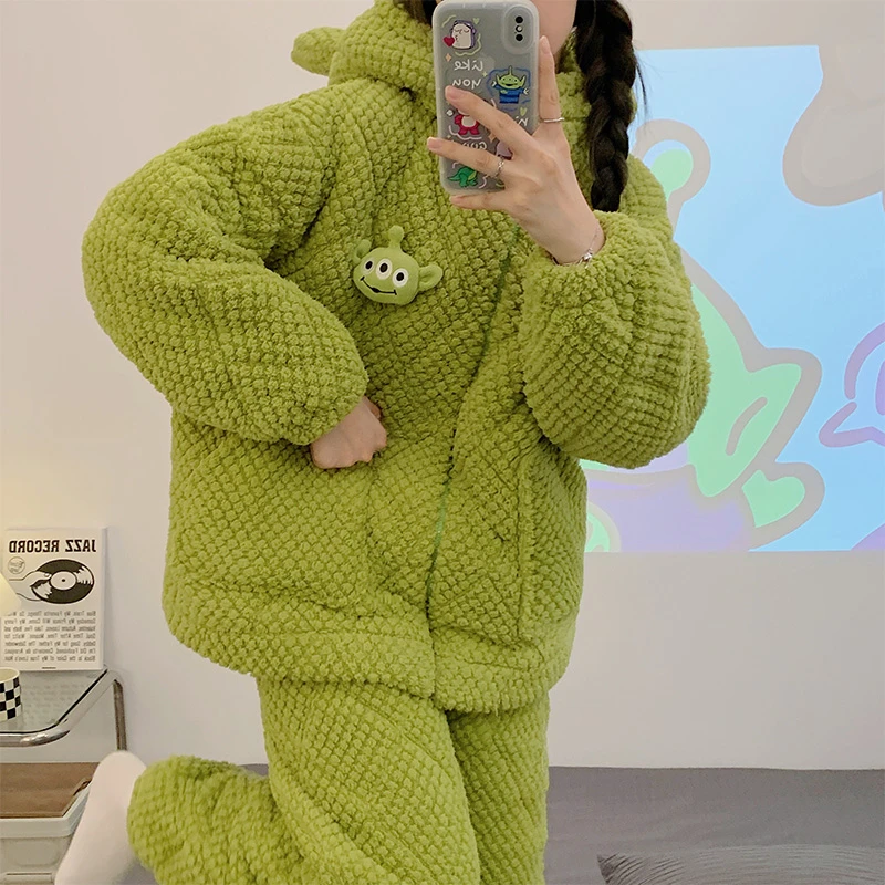 秋冬季睡衣女珊瑚绒三层夹棉可爱女款加绒加厚法兰绒家居服套装