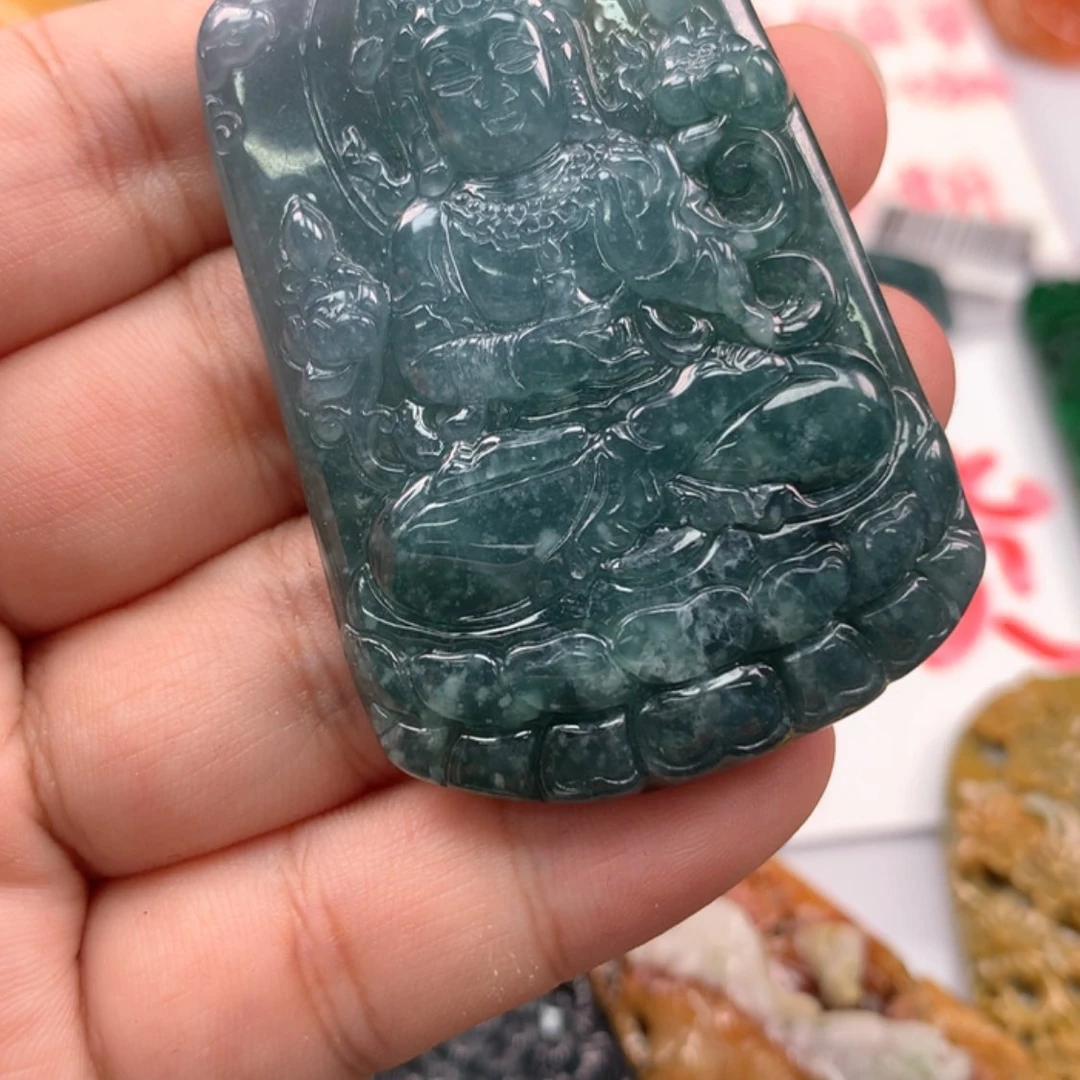 【闪购商品】翡翠颈饰未镶嵌