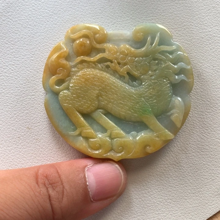 翡翠颈饰未镶嵌保真天然a货翡翠