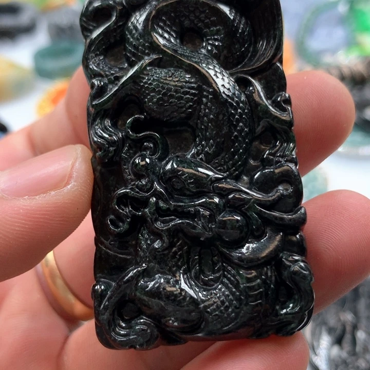 翡翠颈饰未镶嵌保真天然a货翡翠