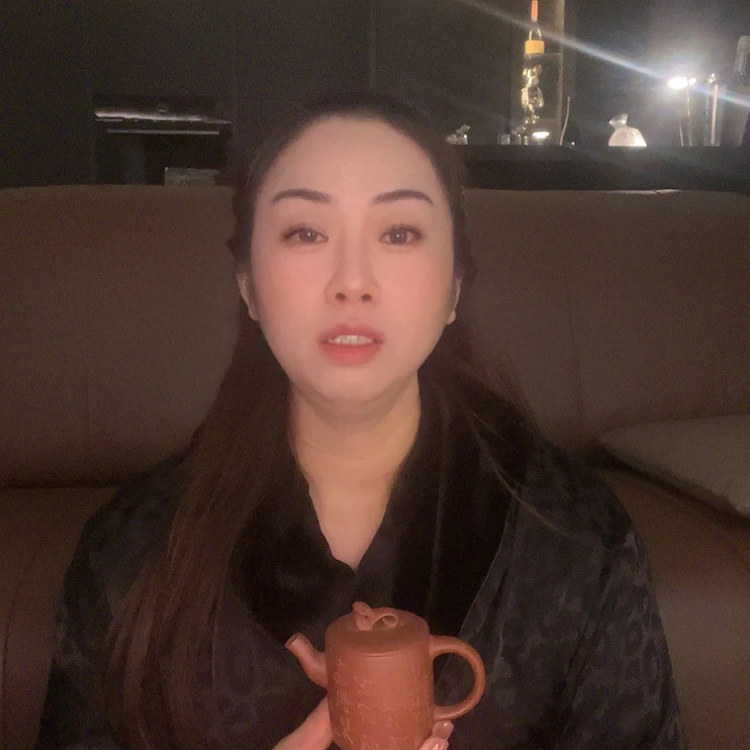 【闪购商品】紫砂茶壶哎**哟