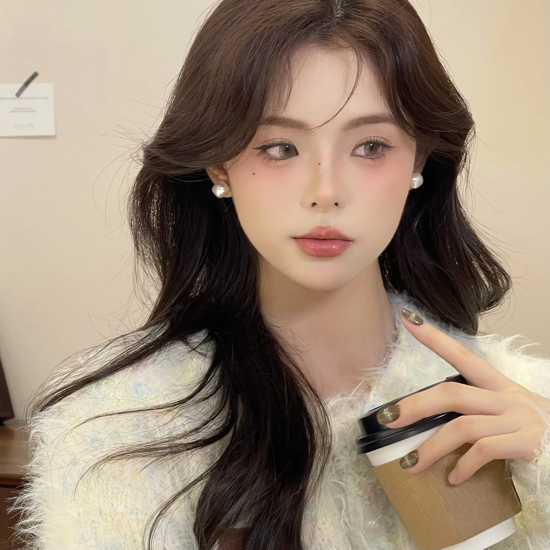 W343幻彩方形珠珠耳钉小众轻奢气质