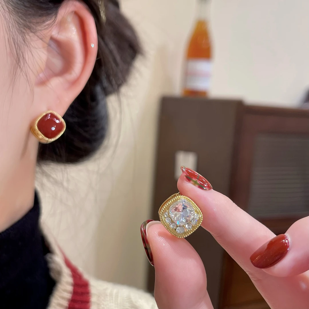 铜合金耳饰 W267红色双面耳扣轻奢质感百搭高级小众耳钉