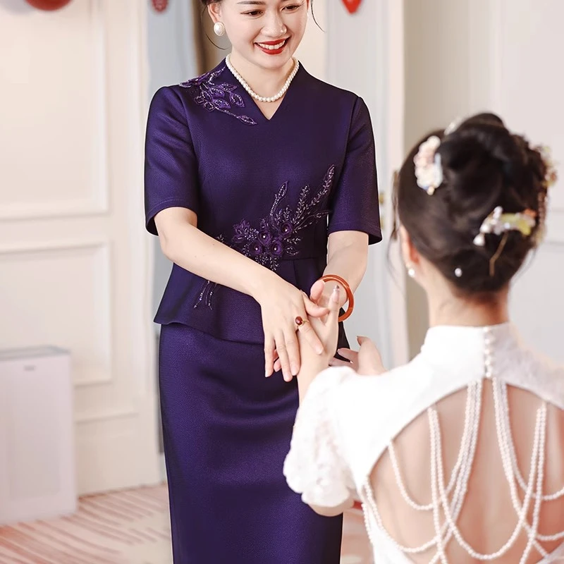 A003喜婆婆礼服年轻款2025新款紫色喜妈妈婚宴装喜服假两件连衣裙