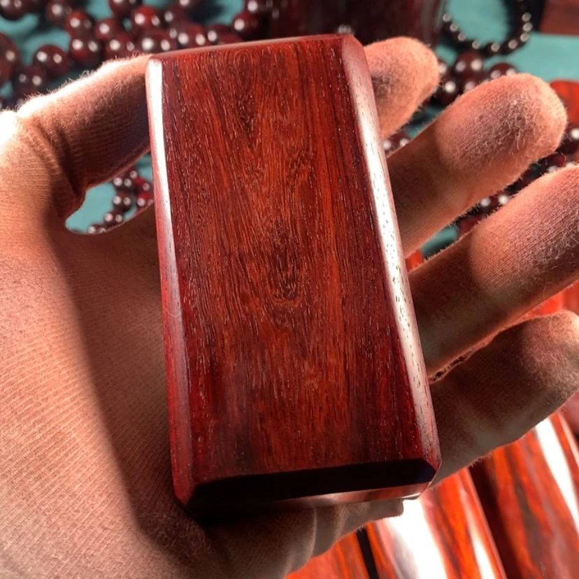 【闪购商品】小叶紫檀把件牧*洲