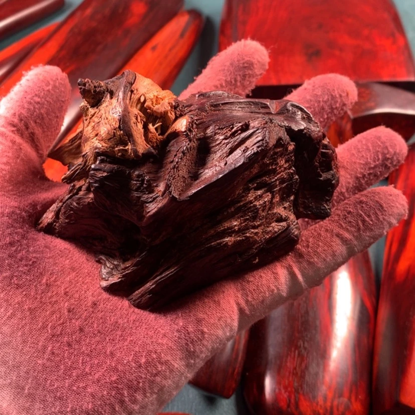 【闪购商品】小叶紫檀把件风*松