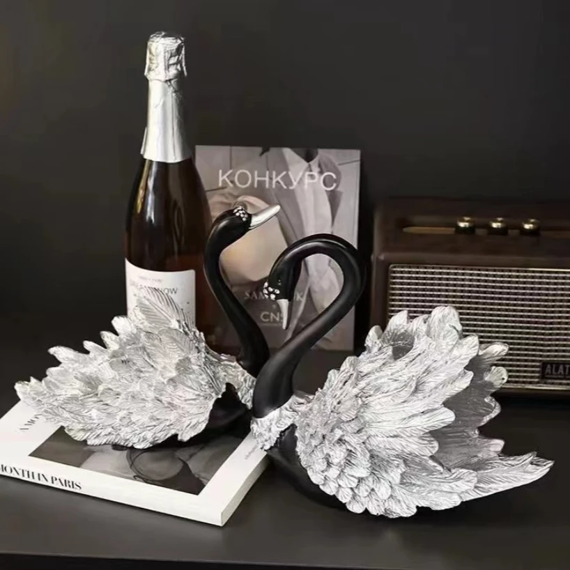 现代轻奢天鹅摆件北欧家居电视酒柜小装饰品工艺品