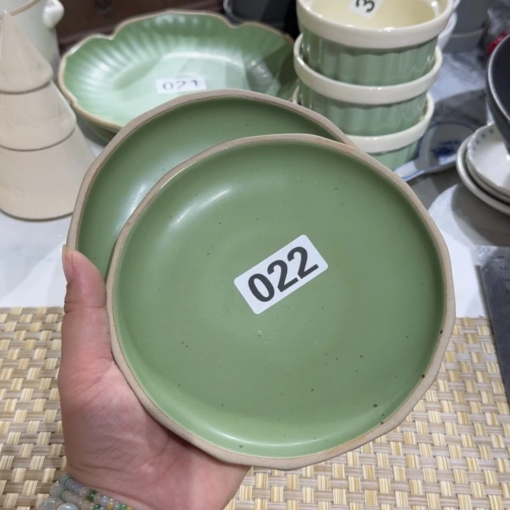 瓷片猪头碟子发两个022