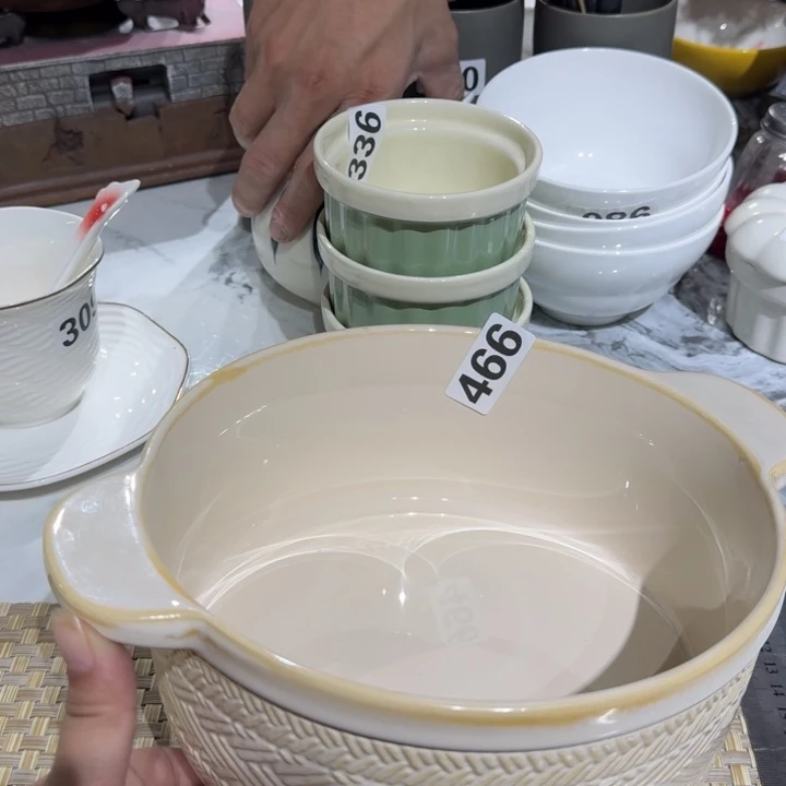 瓷片双耳汤盆微瑕46)