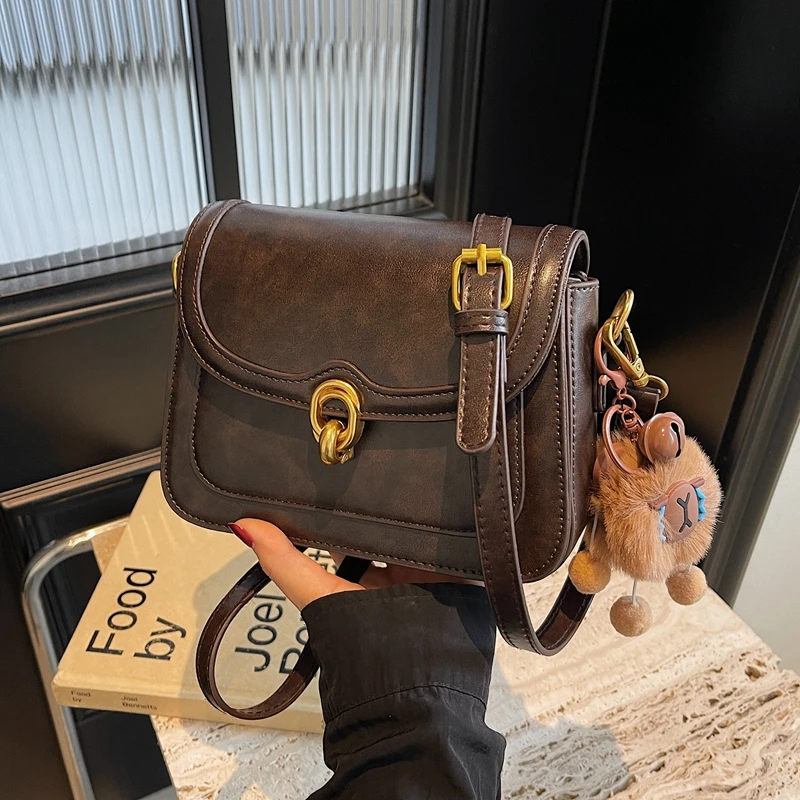 气质复古女士包包2025新款独特漂亮流行百搭秋冬爆款斜挎小方包