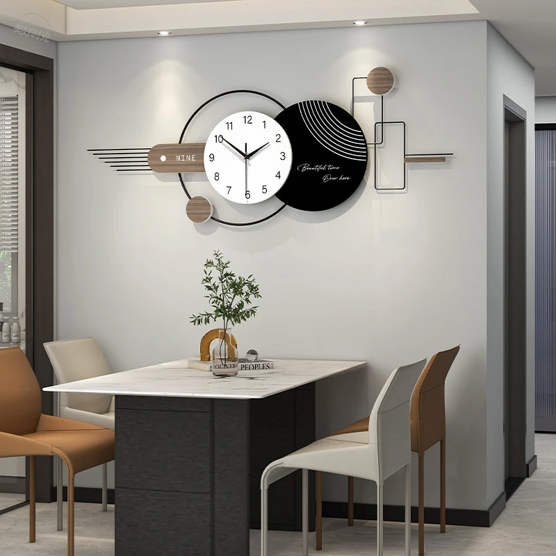 钟表挂钟客厅家用高级感餐厅背景装饰挂墙大气简约时钟静音免打孔