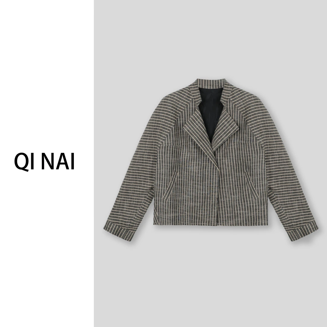 七奈推荐 【迹循】时尚宽松蝙蝠袖条纹长袖外套QN11320